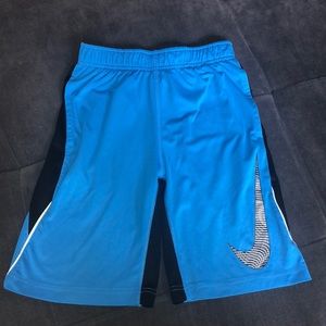 Nike dry fit athletic shorts size medium